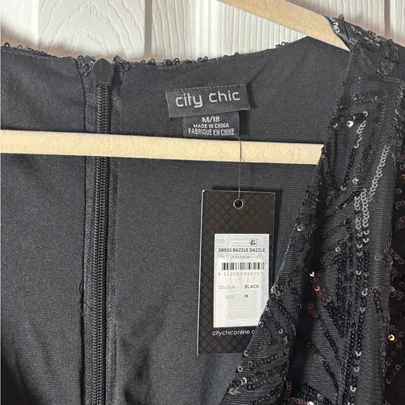 NWT !! City Chic Black Sequin Long Sleeve Dress- Women’s Plus Size 18 - Picture 2 of 4
